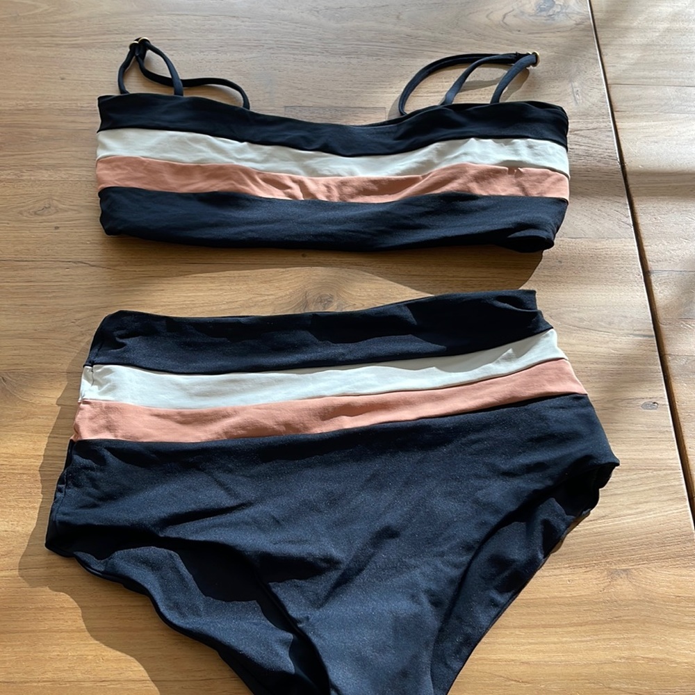L Space Size Small bikini